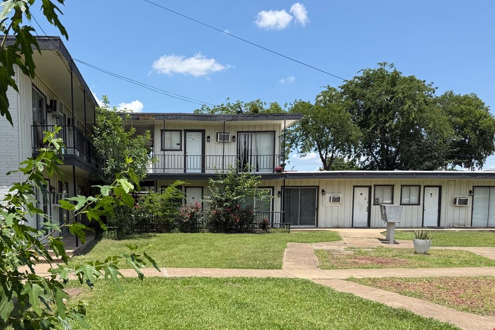 26-Unit, Value-Add Multifamily Building