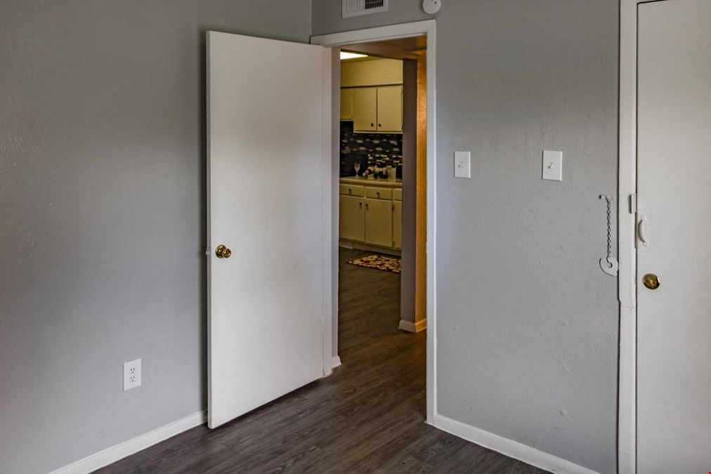Vista Gardens Apartments