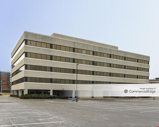 Preview of Office space for Rent at 555 Skokie Blvd