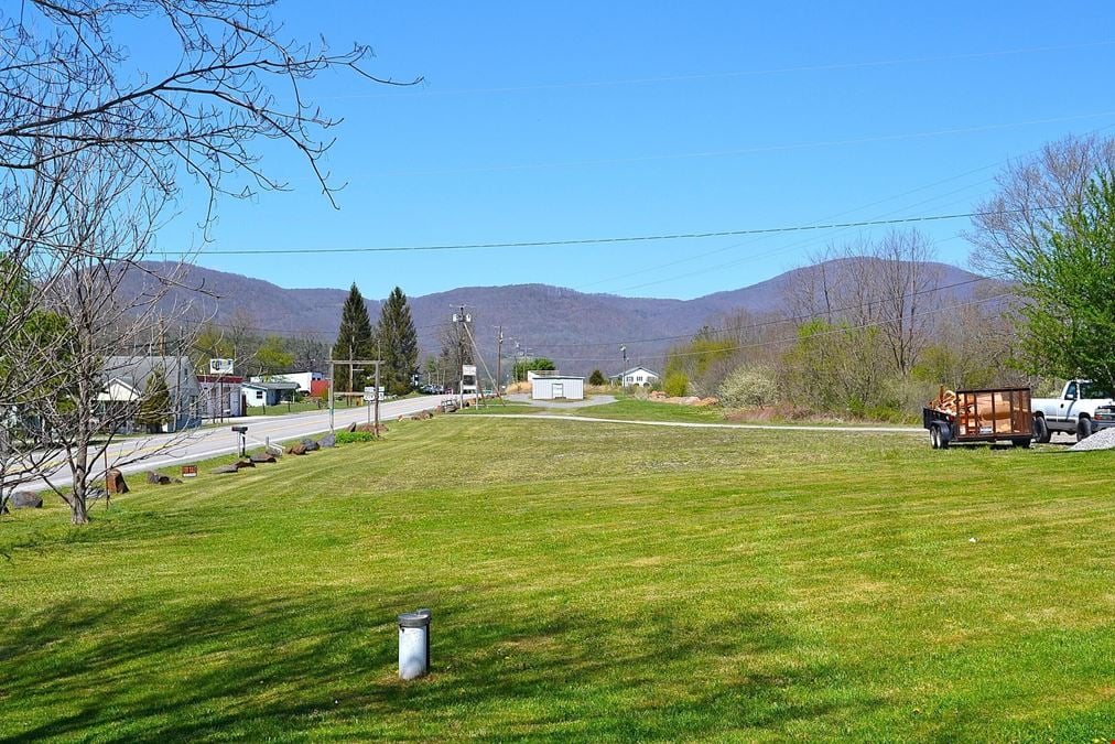 21124 Seneca Trail