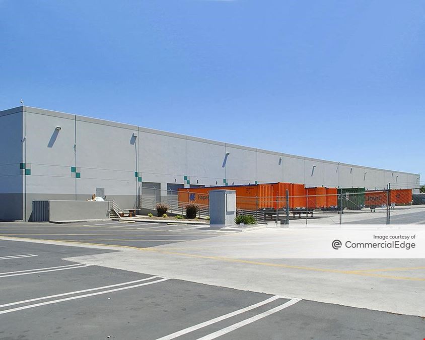 Prologis South Bay Distribution Center - 20801-20821 South Santa Fe Avenue