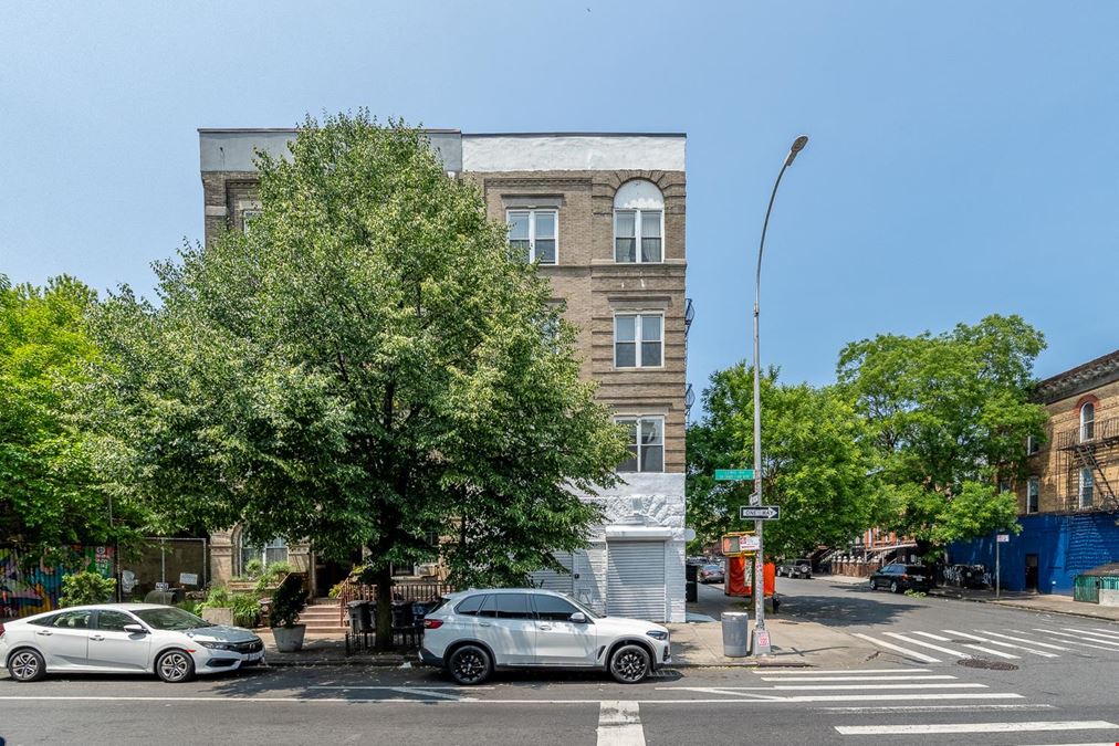 210 Lewis Ave