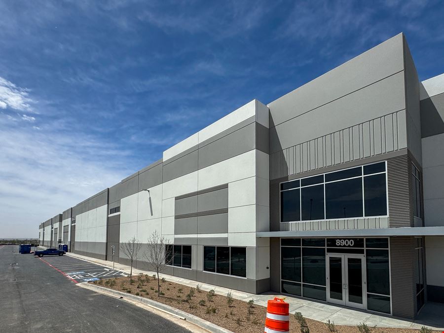Valley Crest Commerce Center