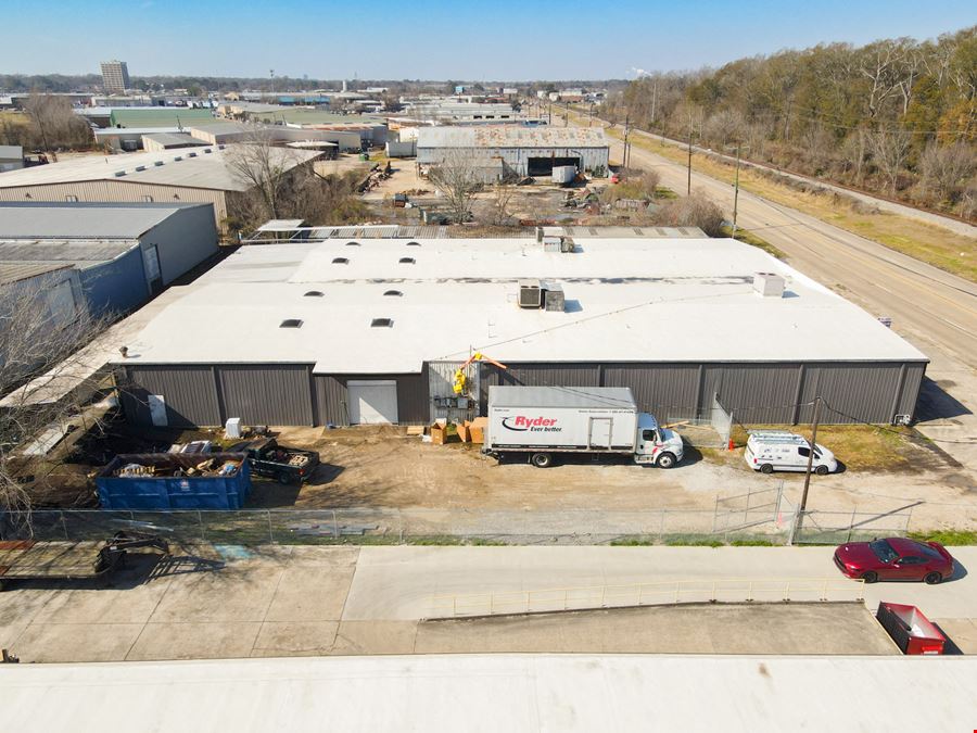 S Choctaw Industrial Warehouse with Office / Showroom