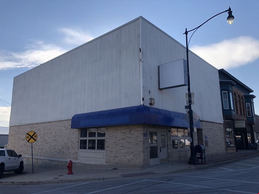 Mixed-Use Property for Sale in Hinckley