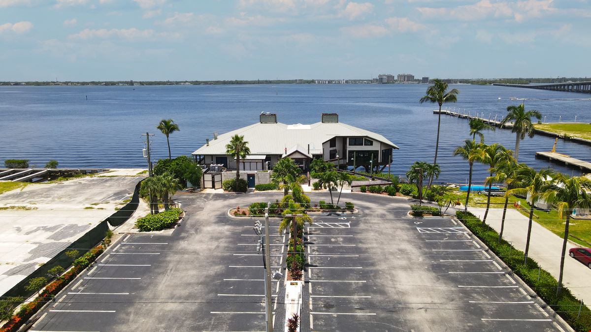 Downtown Freestanding Waterfront Restaurant