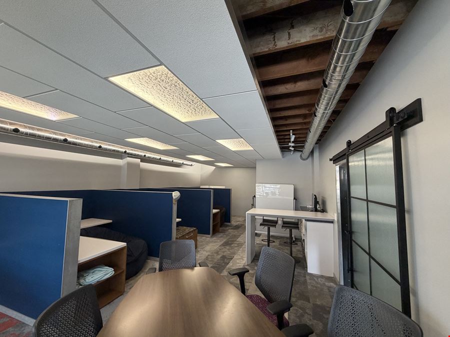 Delano Private Office