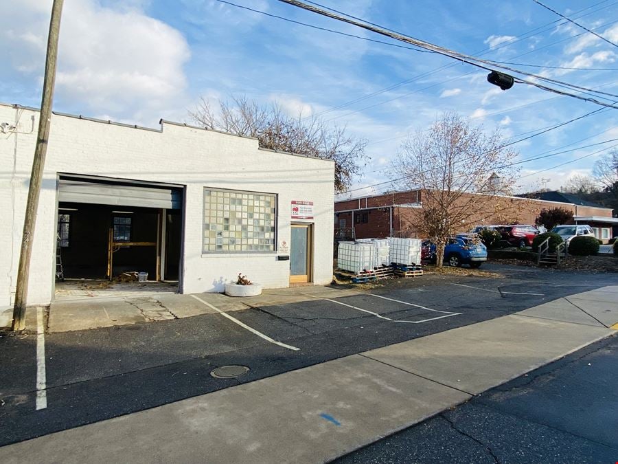 244 Short Coxe Ave. Suite 120 for Lease