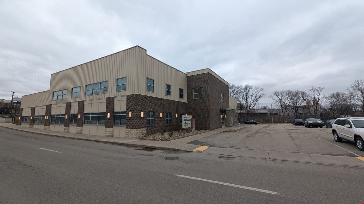 142 W Main St