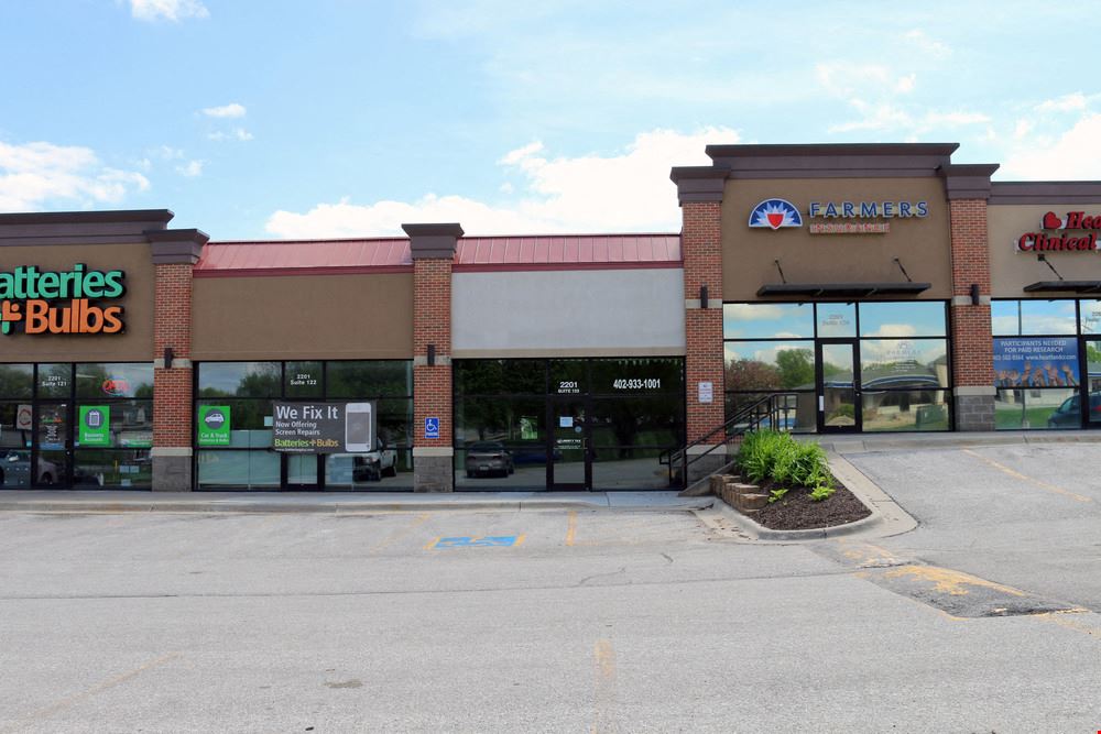 Bloomfield Plaza