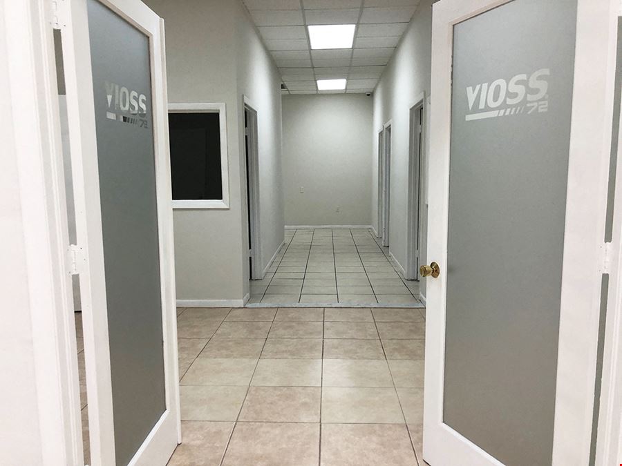 2600 NW 72nd Ave - 1,900 SF