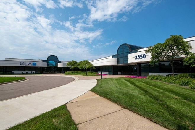 Preview of Office space for Rent at 2350 - 2600 Green Rd
