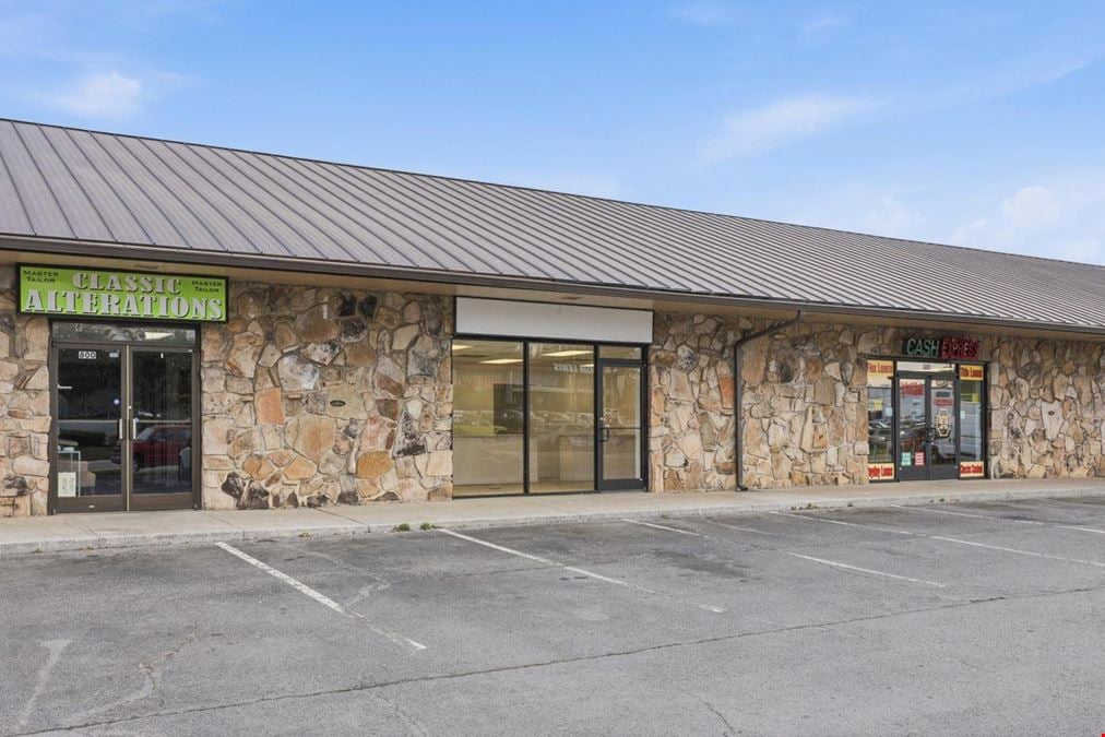 8373 Kingston Pike