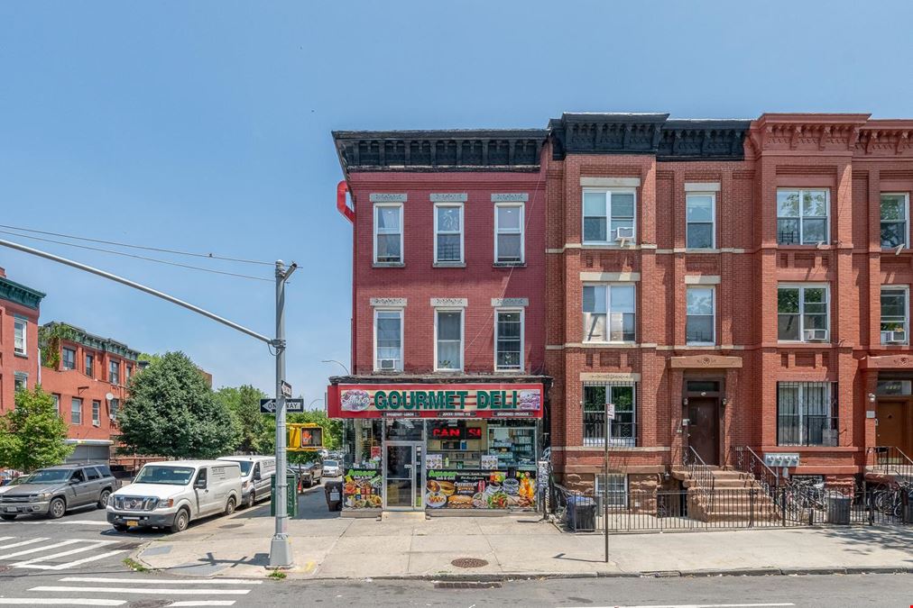209 Lewis Ave