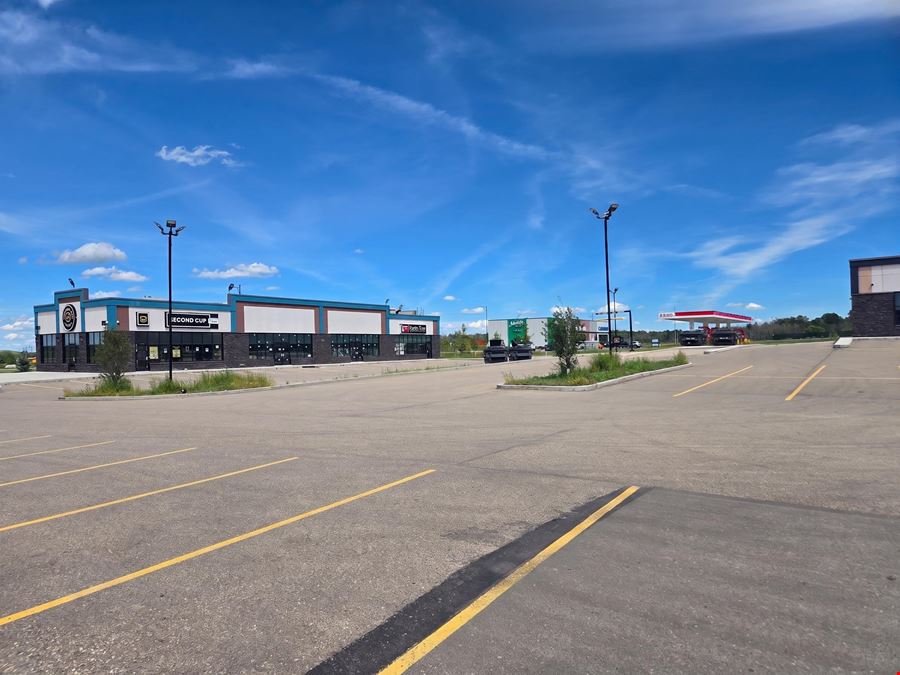 Retail Spaces in Midway Centre