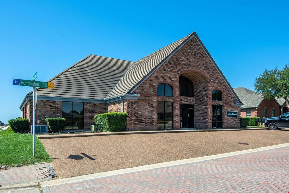 9292 Huntington Square