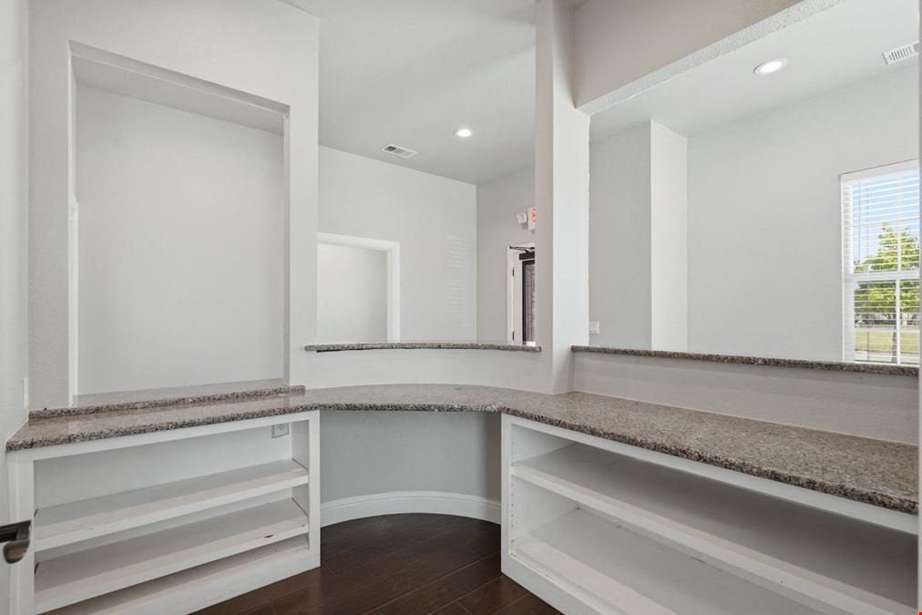 101 Bourland Rd