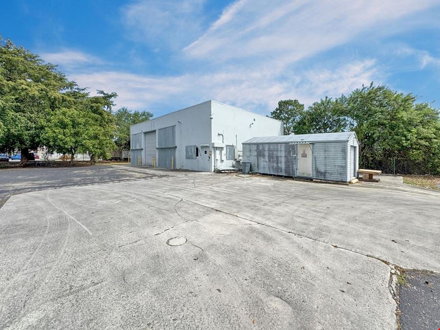 4790 NW 157th Street - 34,515 Sq. Ft.