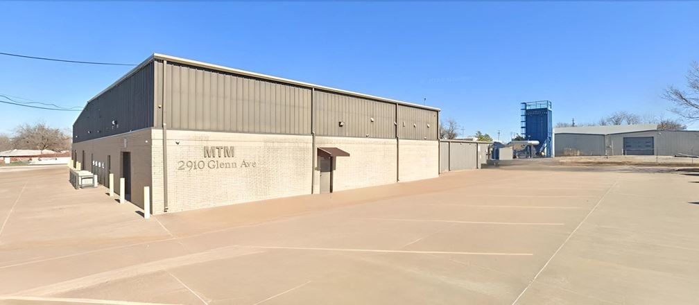 Preview of Industrial space for Rent at 2910 S Glenn Ave