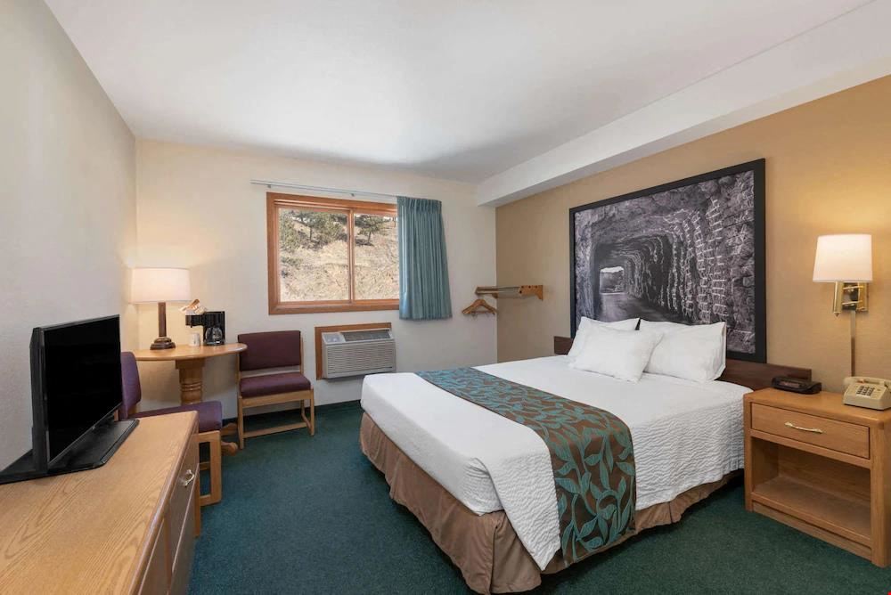 Super 8 by Wyndham Hotels