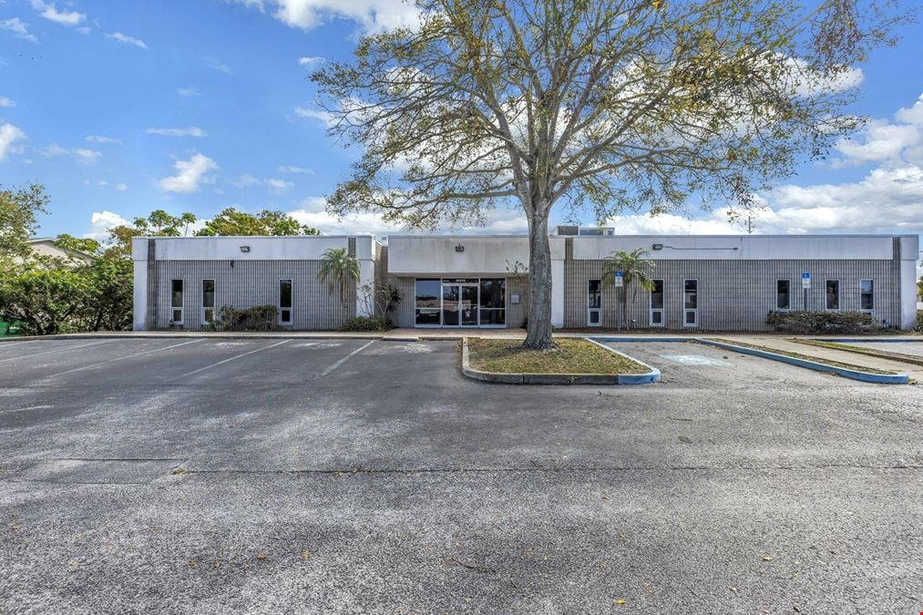 9911 Seminole Blvd