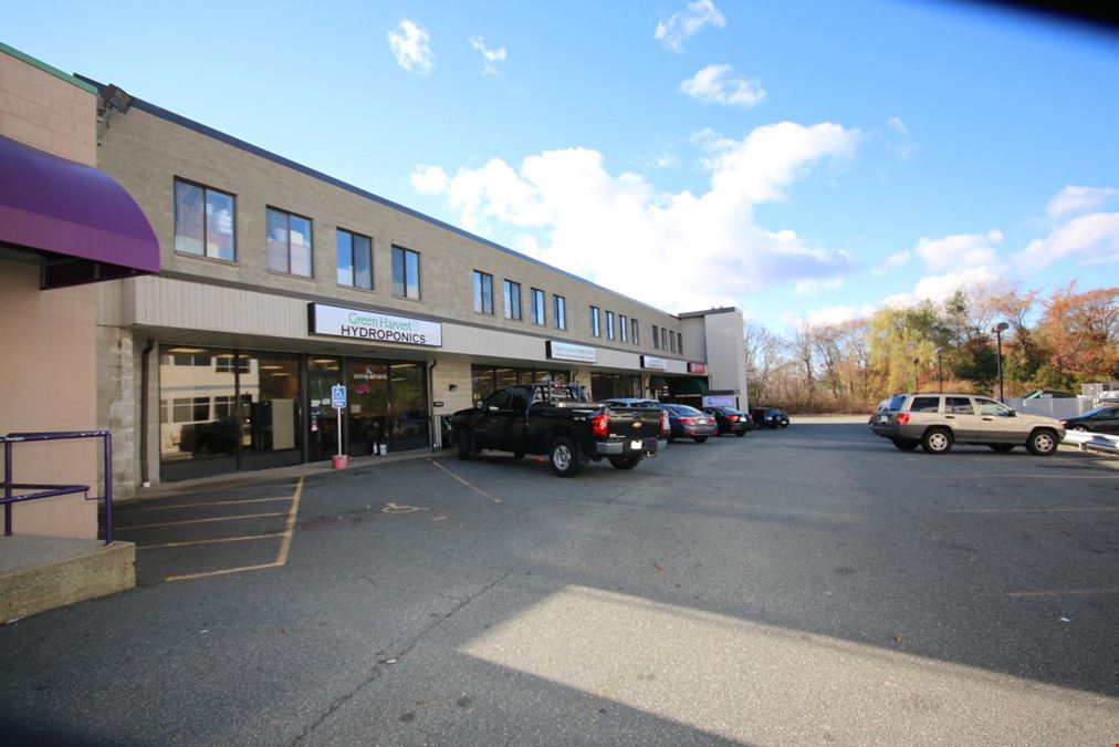 82 Newbury St Peabody, MA