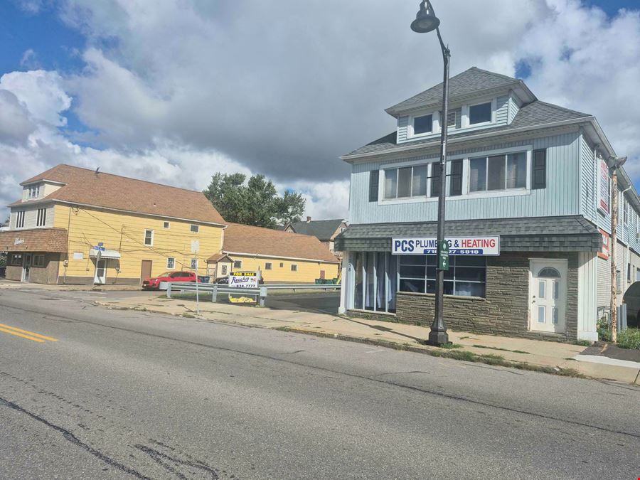 1758 Clinton St - 4,109+/- SF Mixed-Use Space