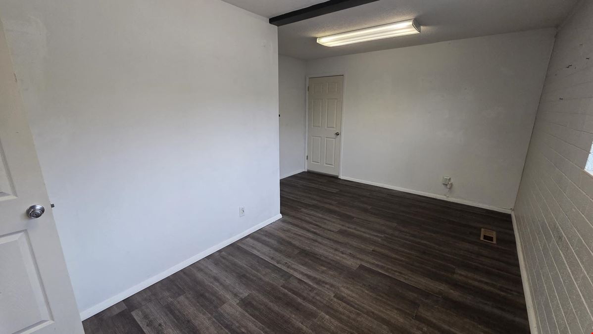 1393 Cambridge Dr