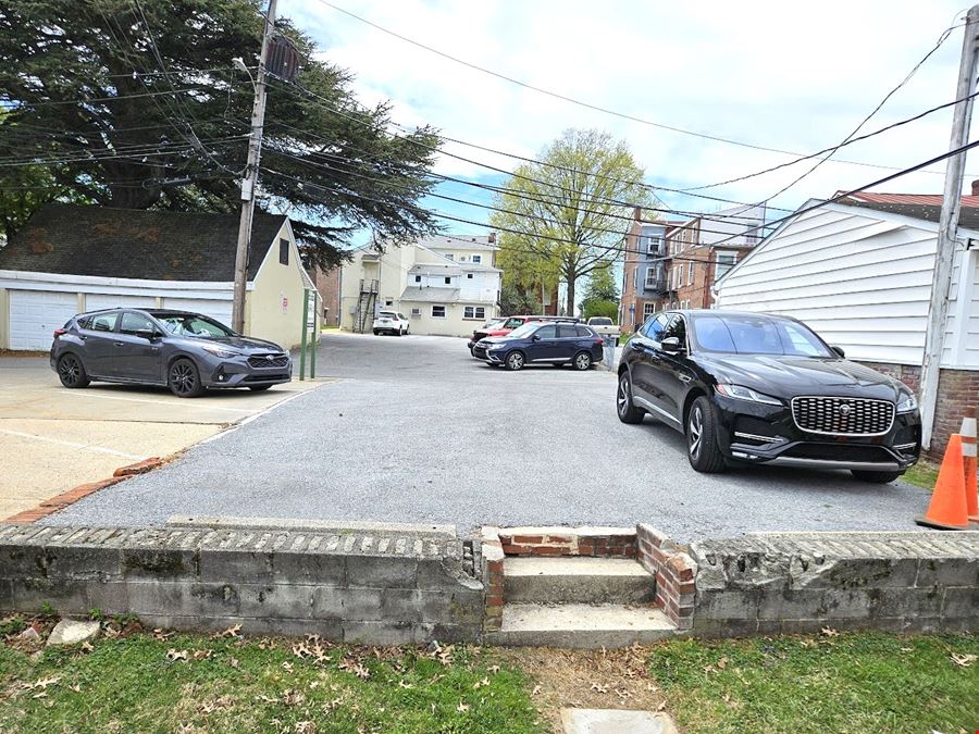 116 S High St