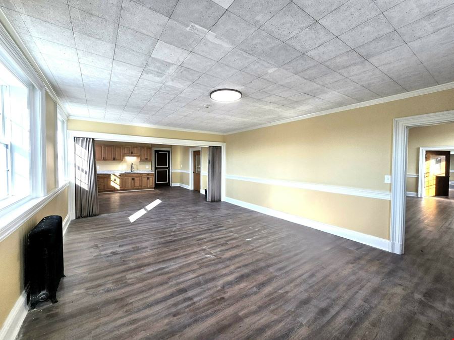 164 Deer Hill Ave