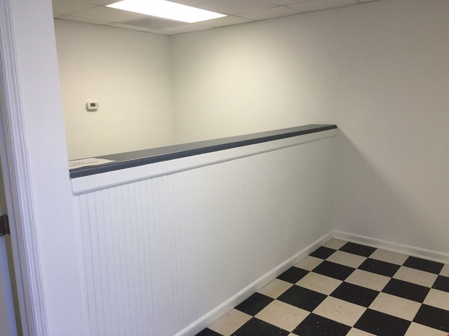 3,800 sq. ft. Office/Warehouse in Evans