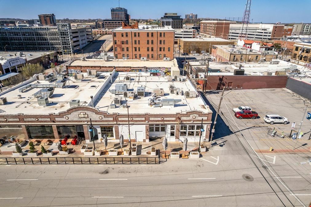 313 E 2nd St