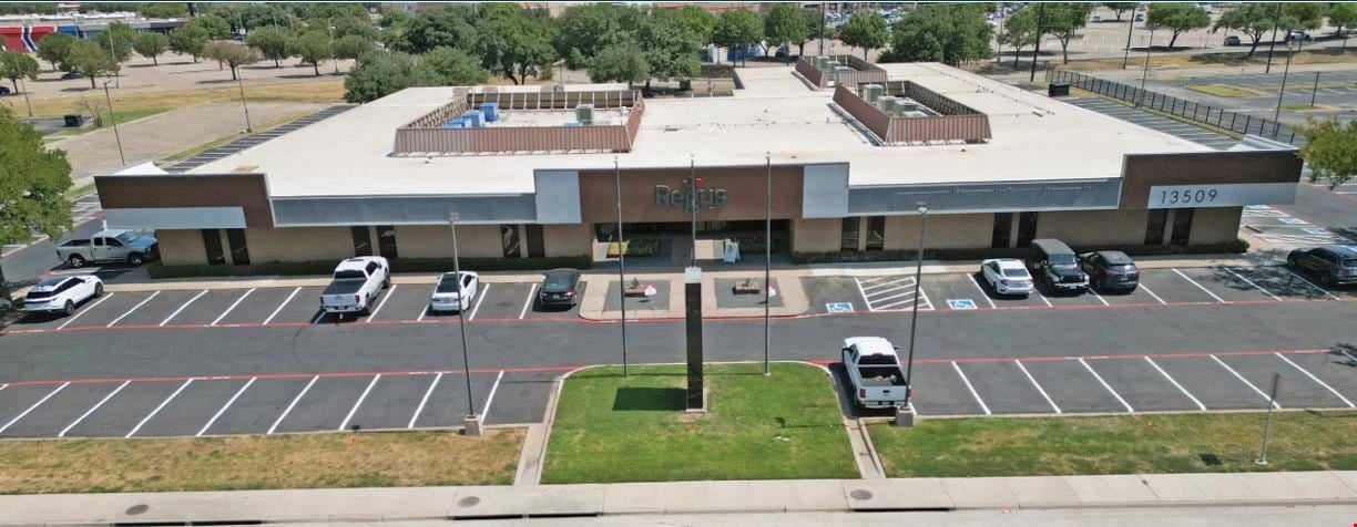 13509 LBJ Fwy