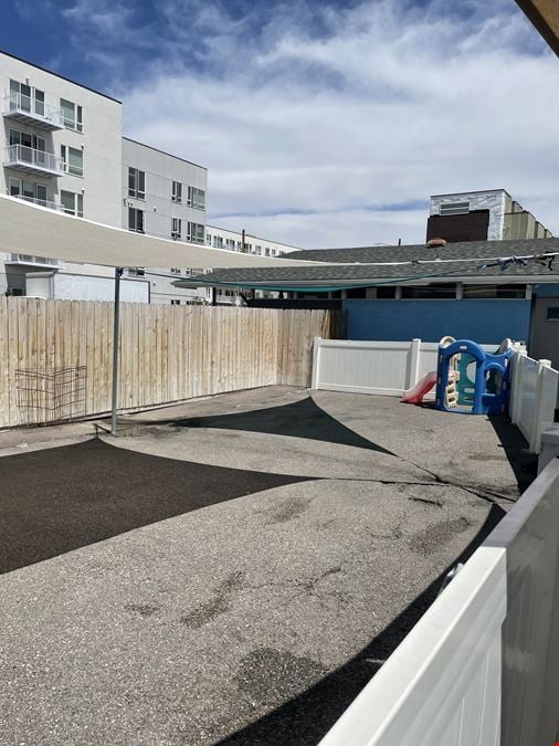 4030 & 4040 E Warren Ave