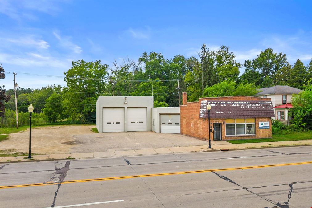 431 W Main St