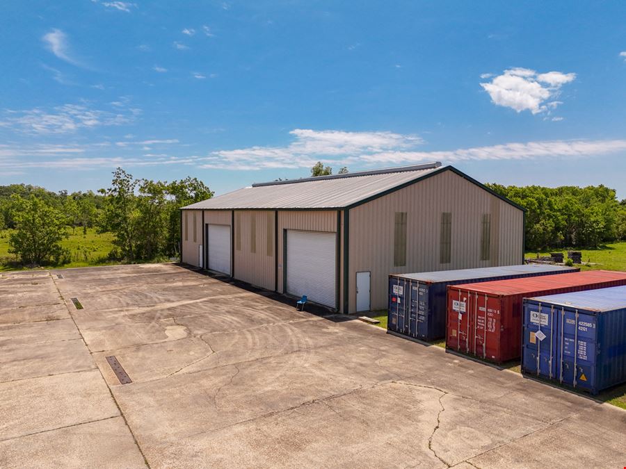 Multi-Tenant Industrial Complex on ±11.5 Acres