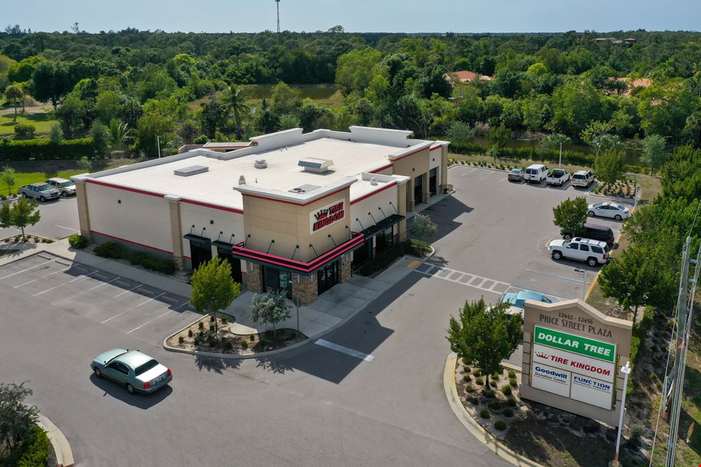 Price Street Plaza
