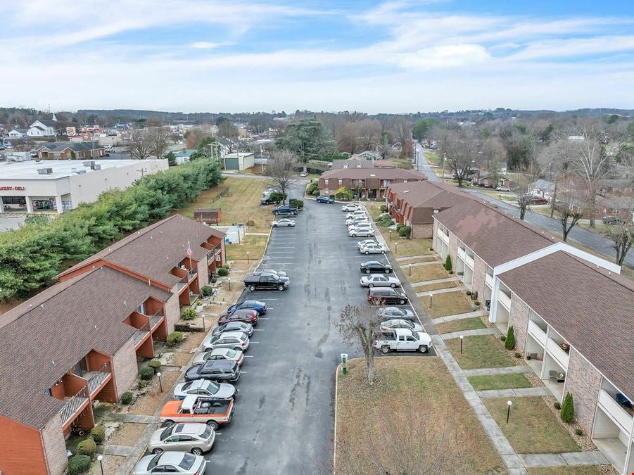 Maplecrest Square Apartments