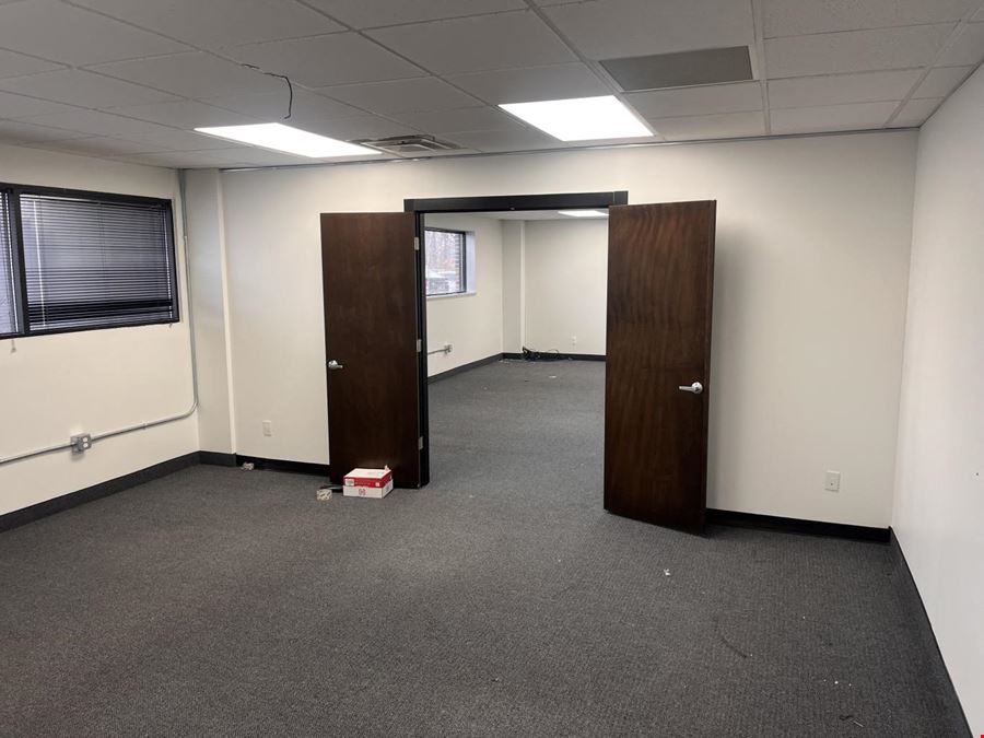 Riverbend Office Center