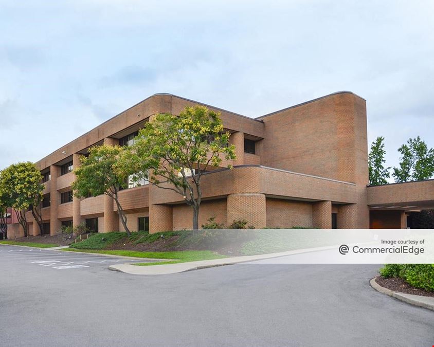 Crye-Leike Professional Plaza