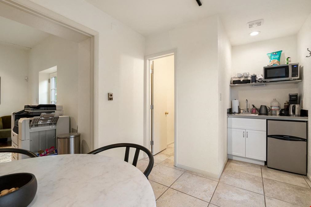 Downtown Santa Fe Office Investment