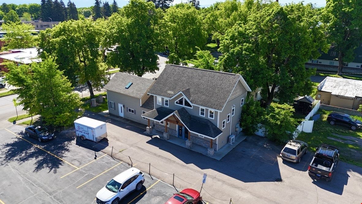 428 1st Ave W
