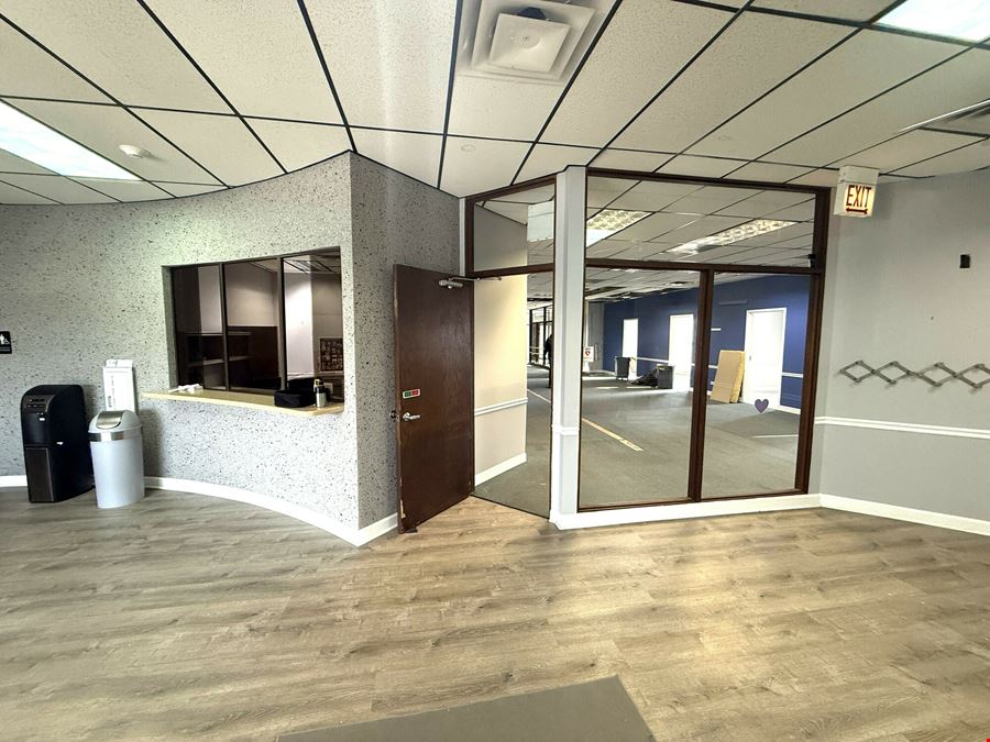 Oak Lawn Medical Complex