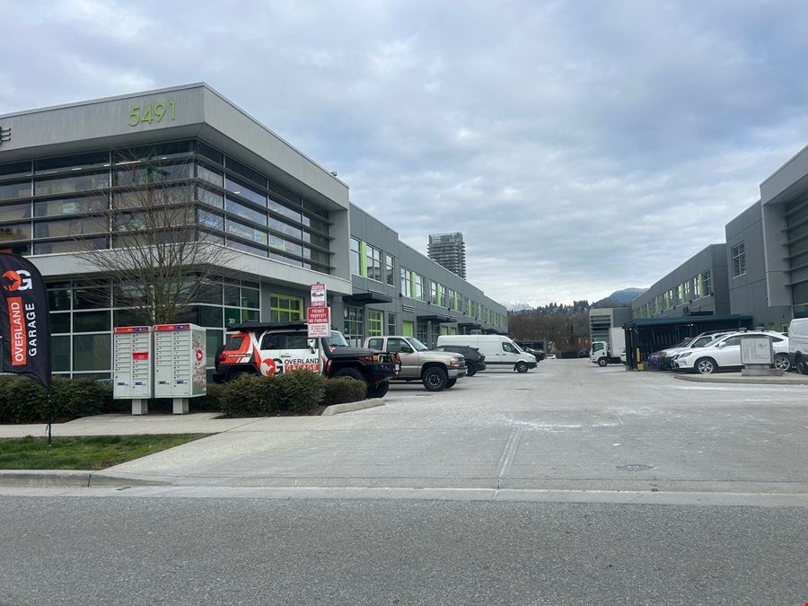 IntraUrban Brentwood