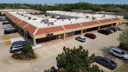 Preview of Retail space for Rent at 1700 S Kelly Ave