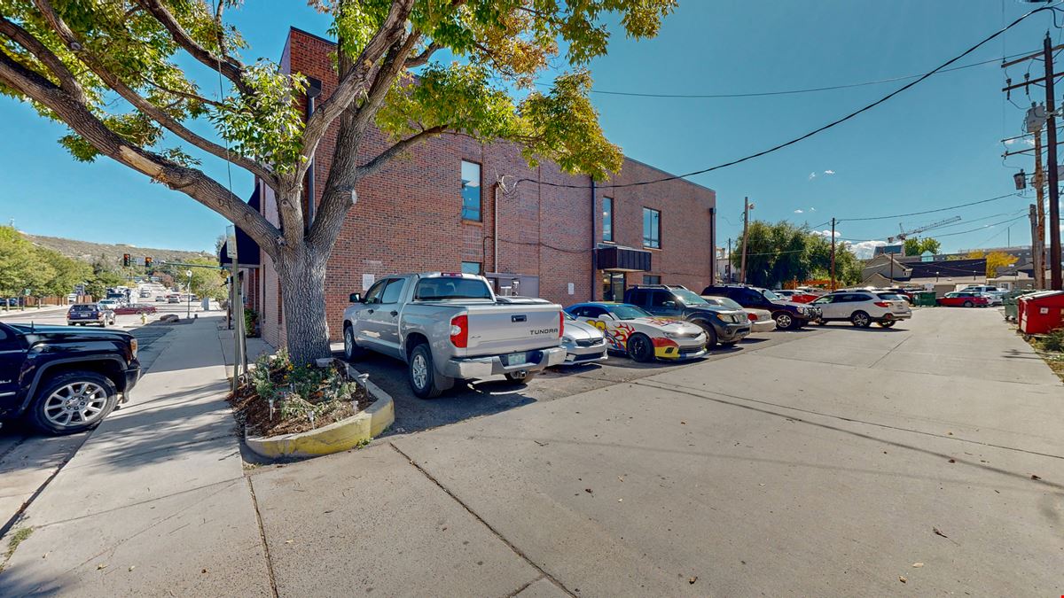 210 5th St