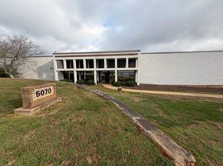 Preview of Industrial space for Rent at 5070 Minola