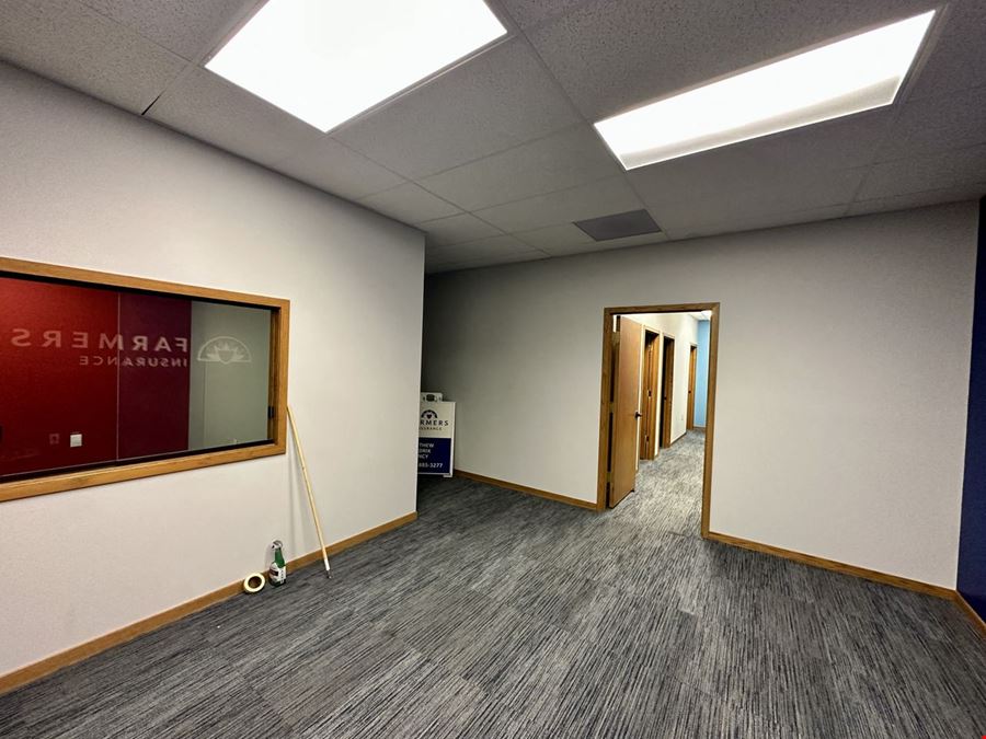 Lake Lansing Road Professional Office Space