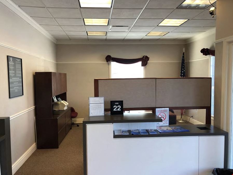 123 W Grant Hwy