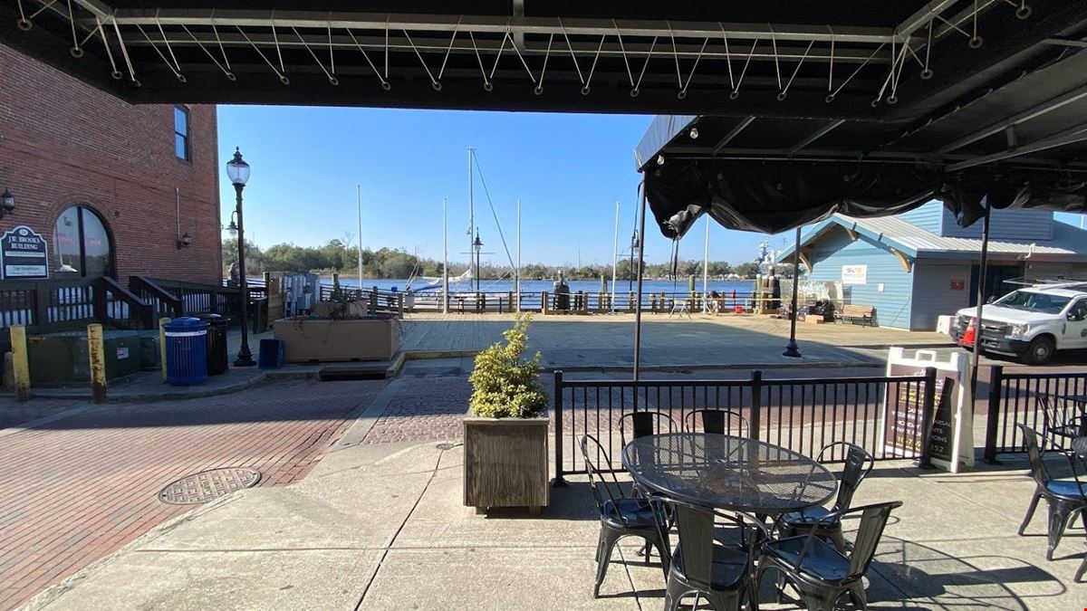 Cape Fear River Waterfront Commercial Space